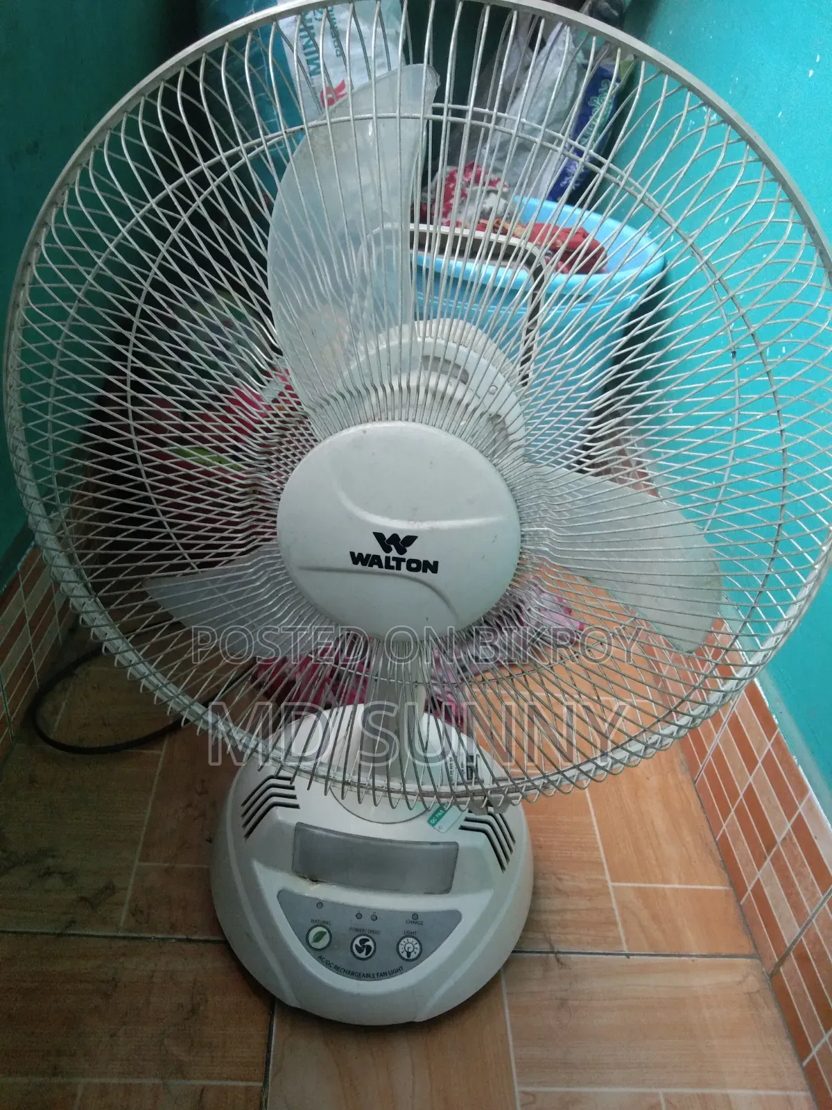 ফ্যান বিক্রির জন্য