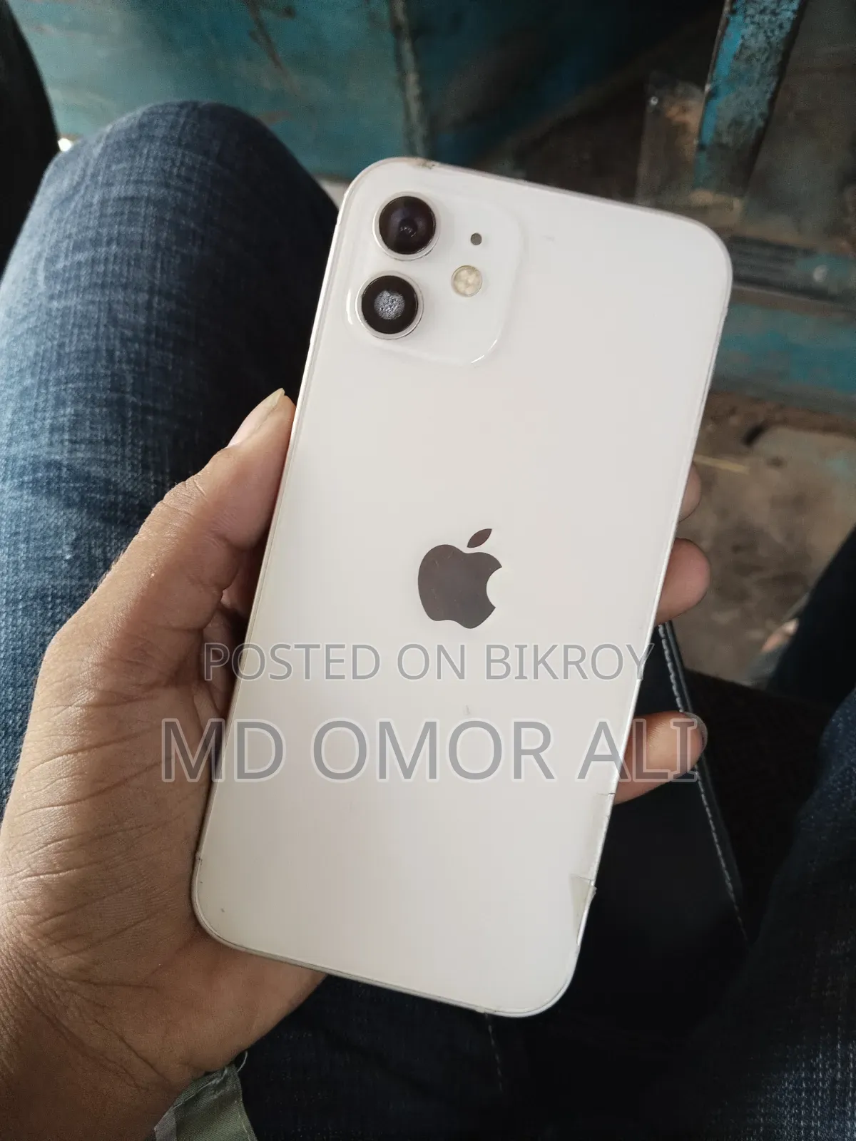 অ্যাপল আইফোন ১২ ৬৪ জিবি সাদা
