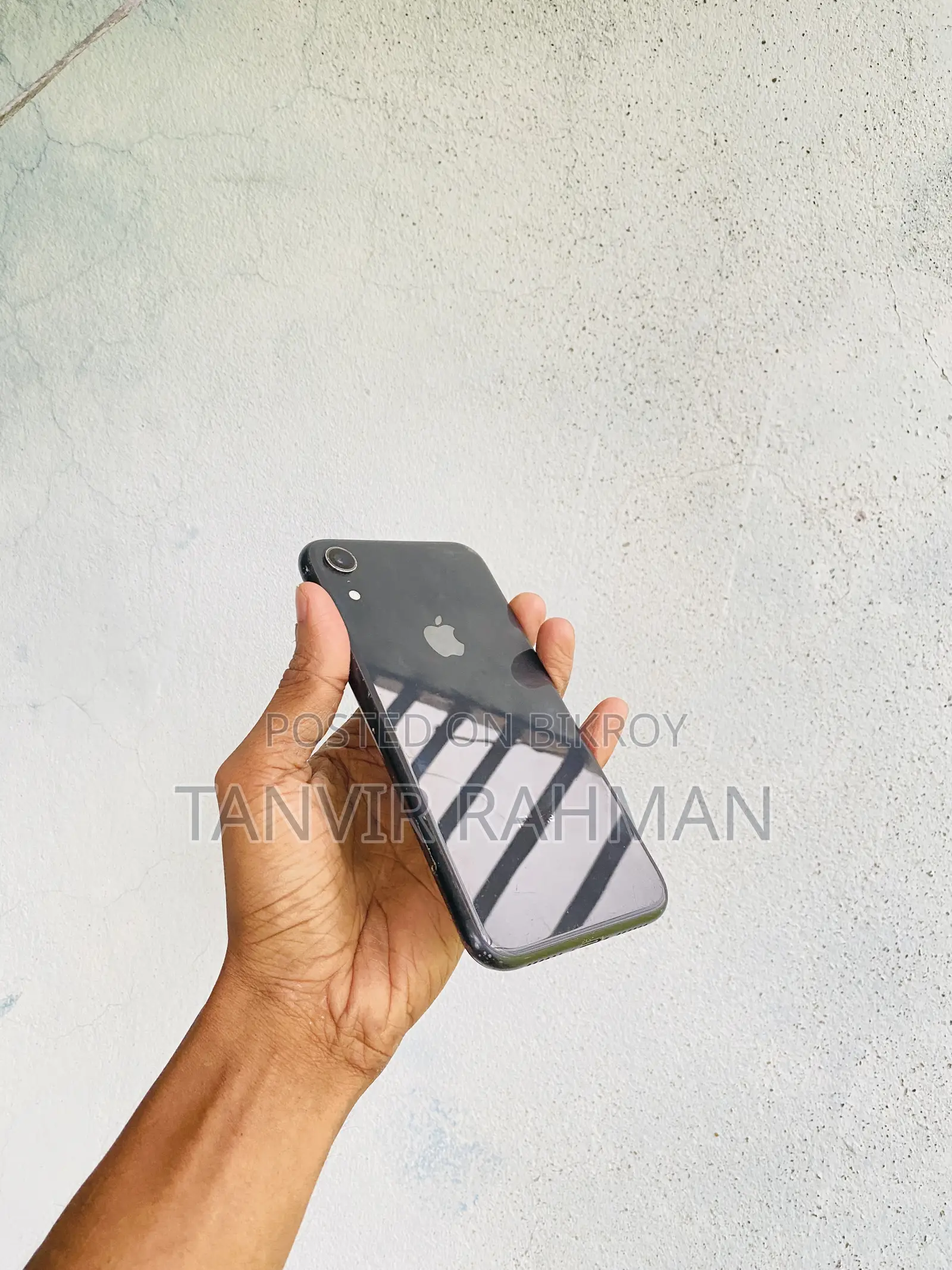 অ্যাপল আইফোন এক্সআর ৬৪ জিবি ব্ল্যাক