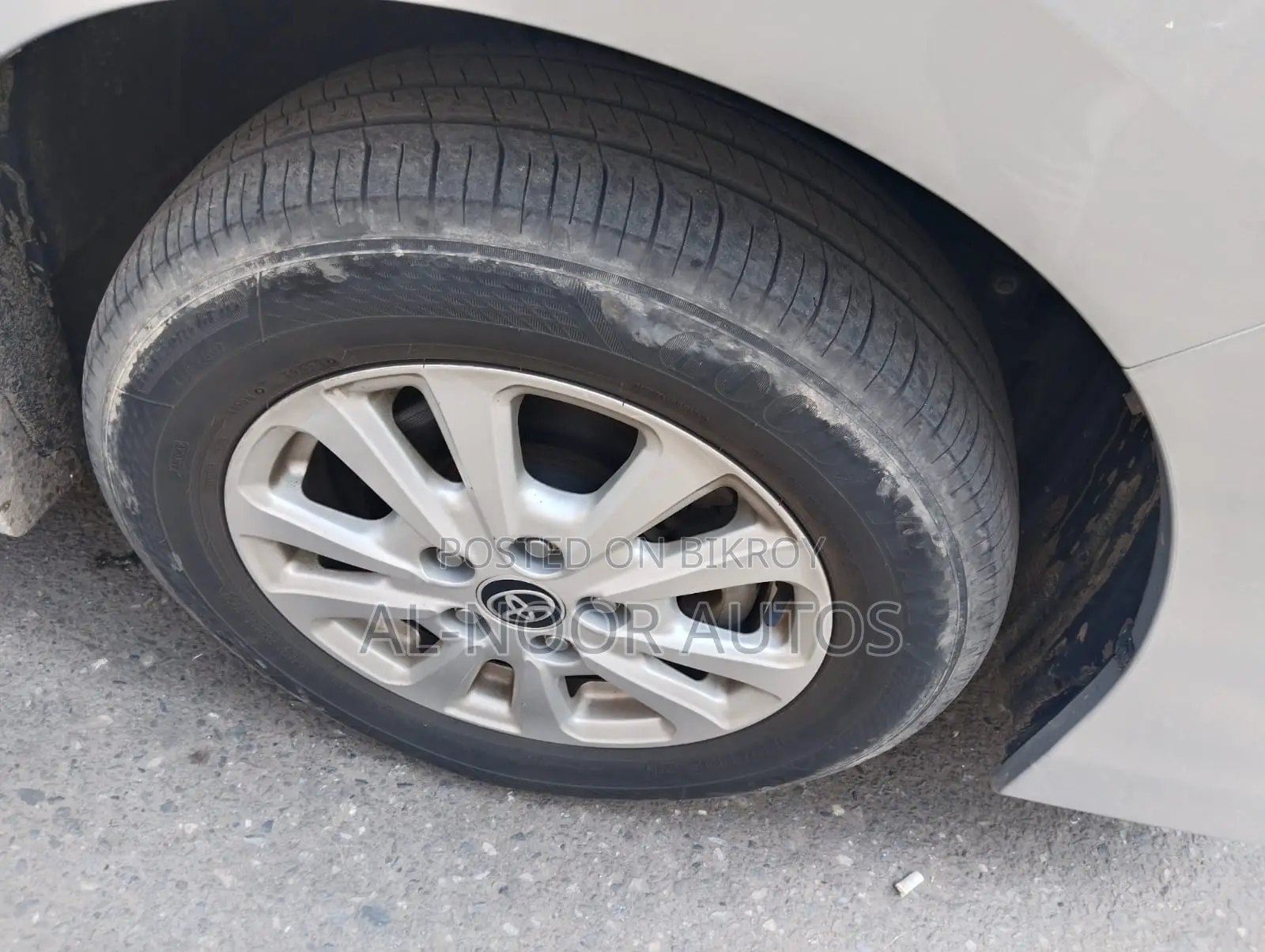 Toyota Noah 2021 Silver