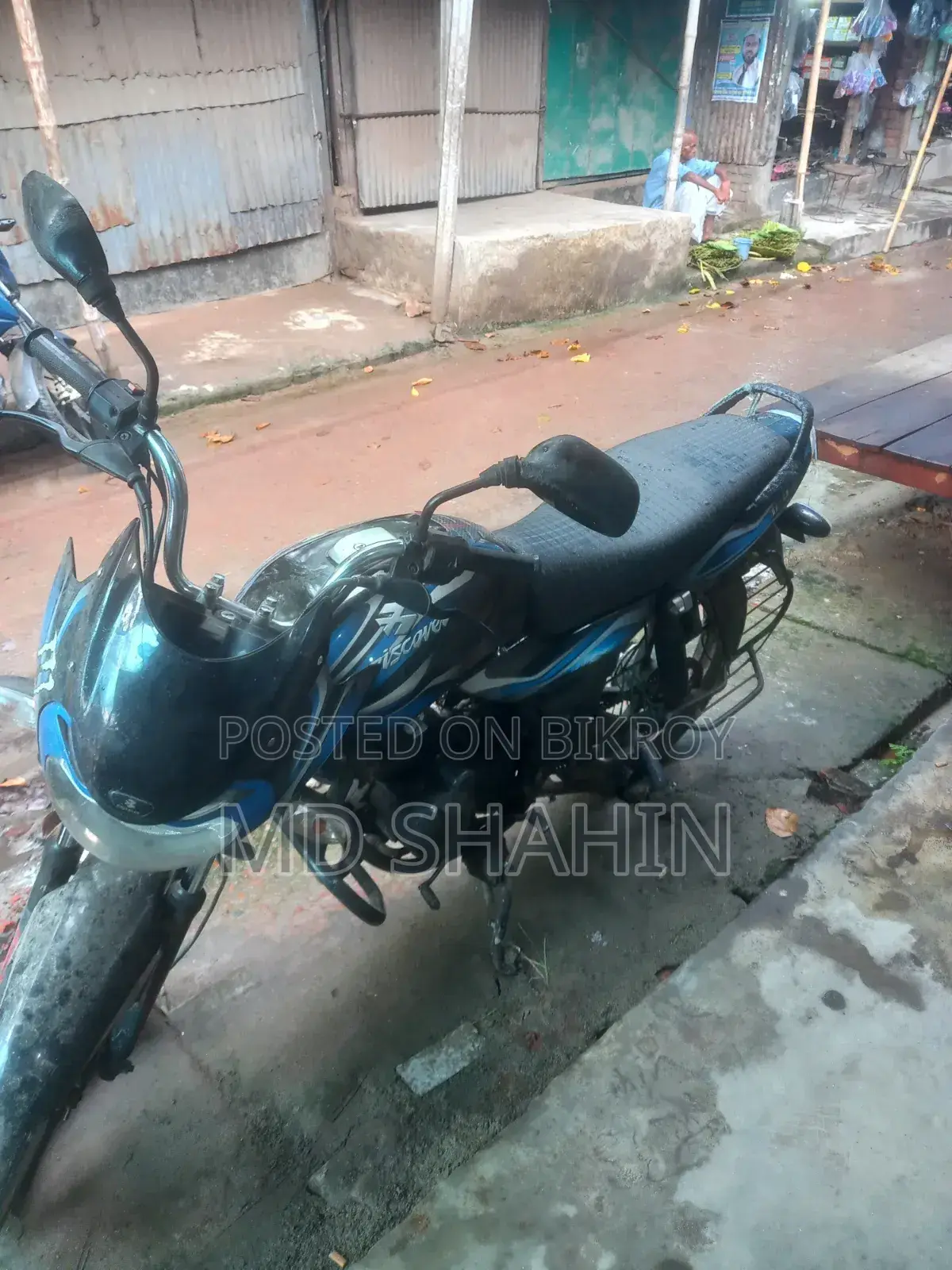 Bajaj Discover 100 2011 Black