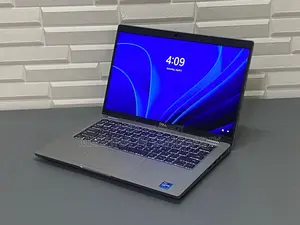 Laptop Dell 4GB Intel SSD 500GB