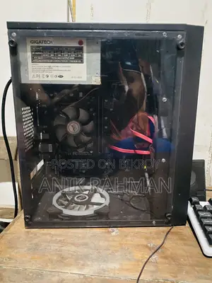 Desktop Computer Gigabyte GC-NB1590 12GB Intel Core I3 SSD 128GB