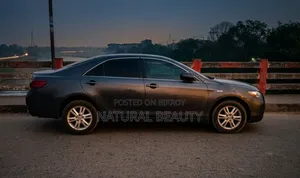 Toyota Camry SE 4-door Sedan (2.4L 4-cylinder 5-speed Automatic) 2006 Gray