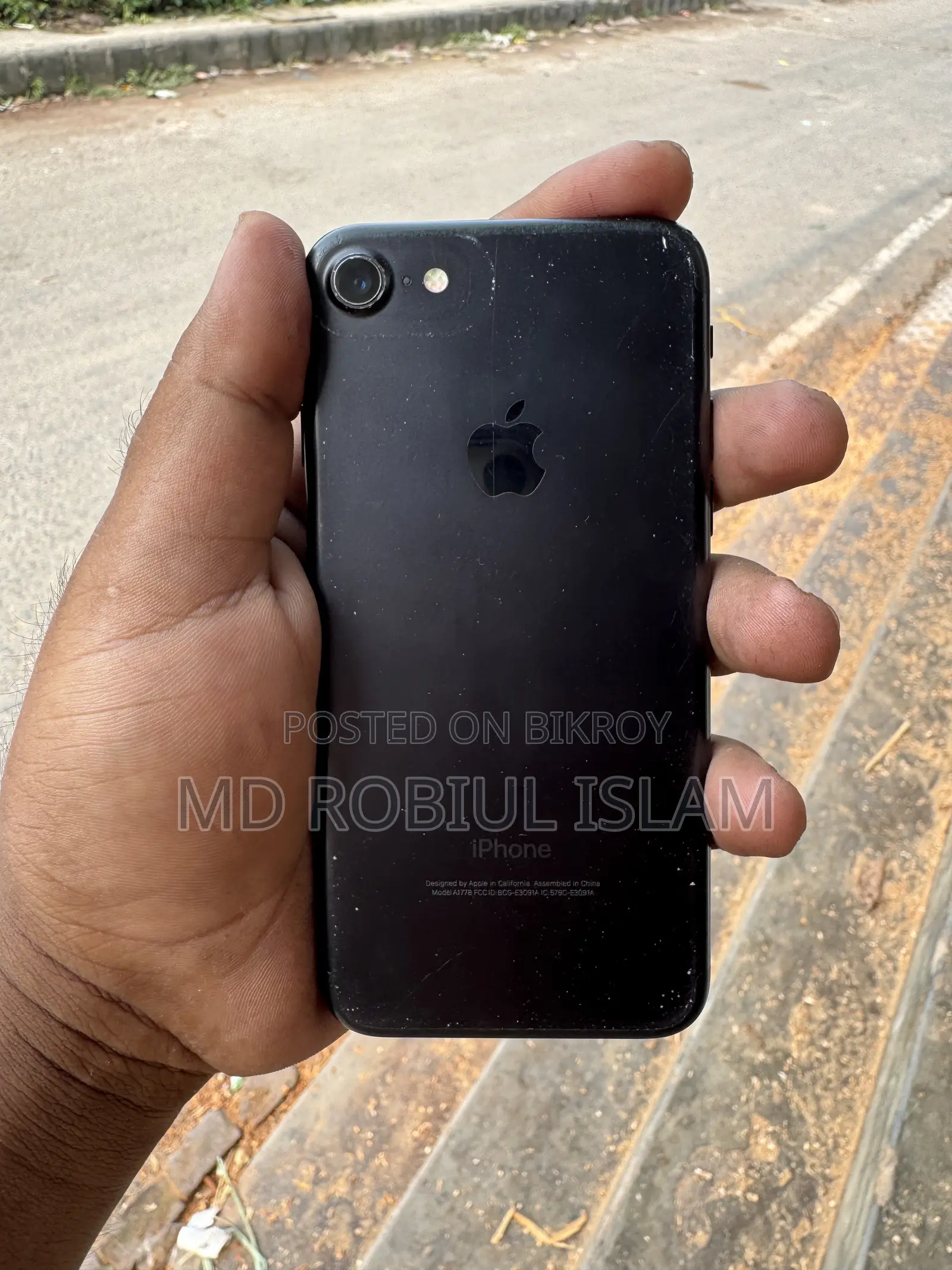অ্যাপল আইফোন ৭ ১২৮ জিবি ব্ল্যাক
