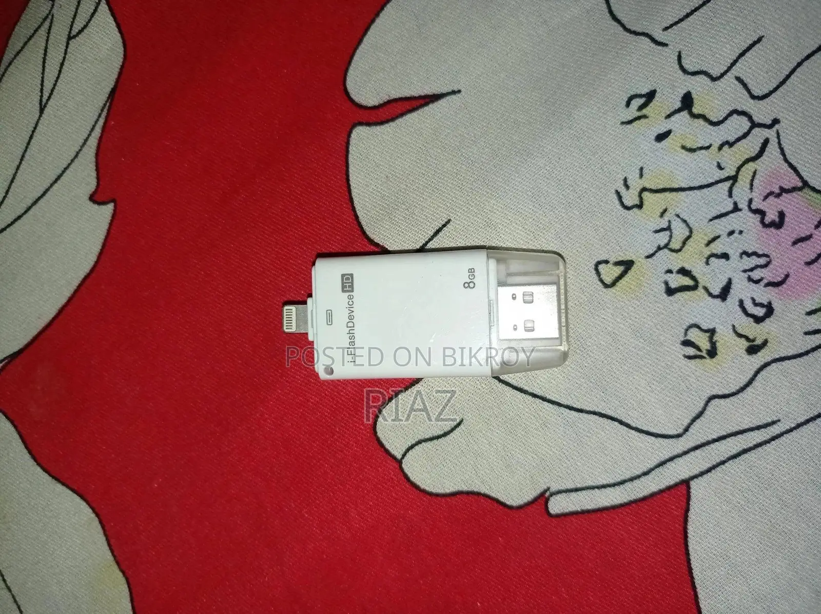 Apple Lightning to Digital