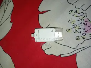 Apple Lightning to Digital