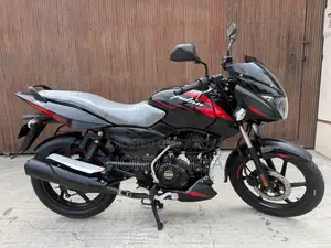 বাজাজ পালসার ১৫০ ২০২৩ কালো