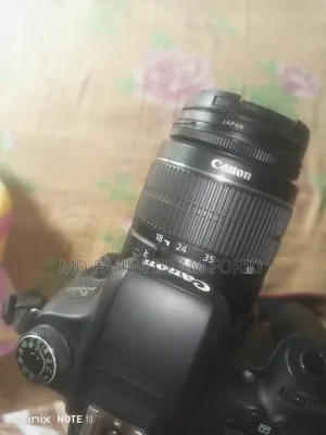 Canon 8000d