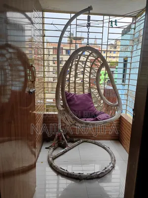 বাবুই পাখির বাসা দোলনা