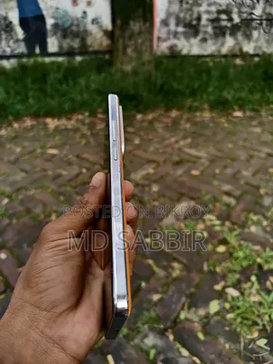 iQOO 256 GB Orange