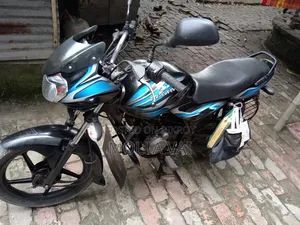 বাজাজ ডিসকভার ১০০ ২০১০ কালো
