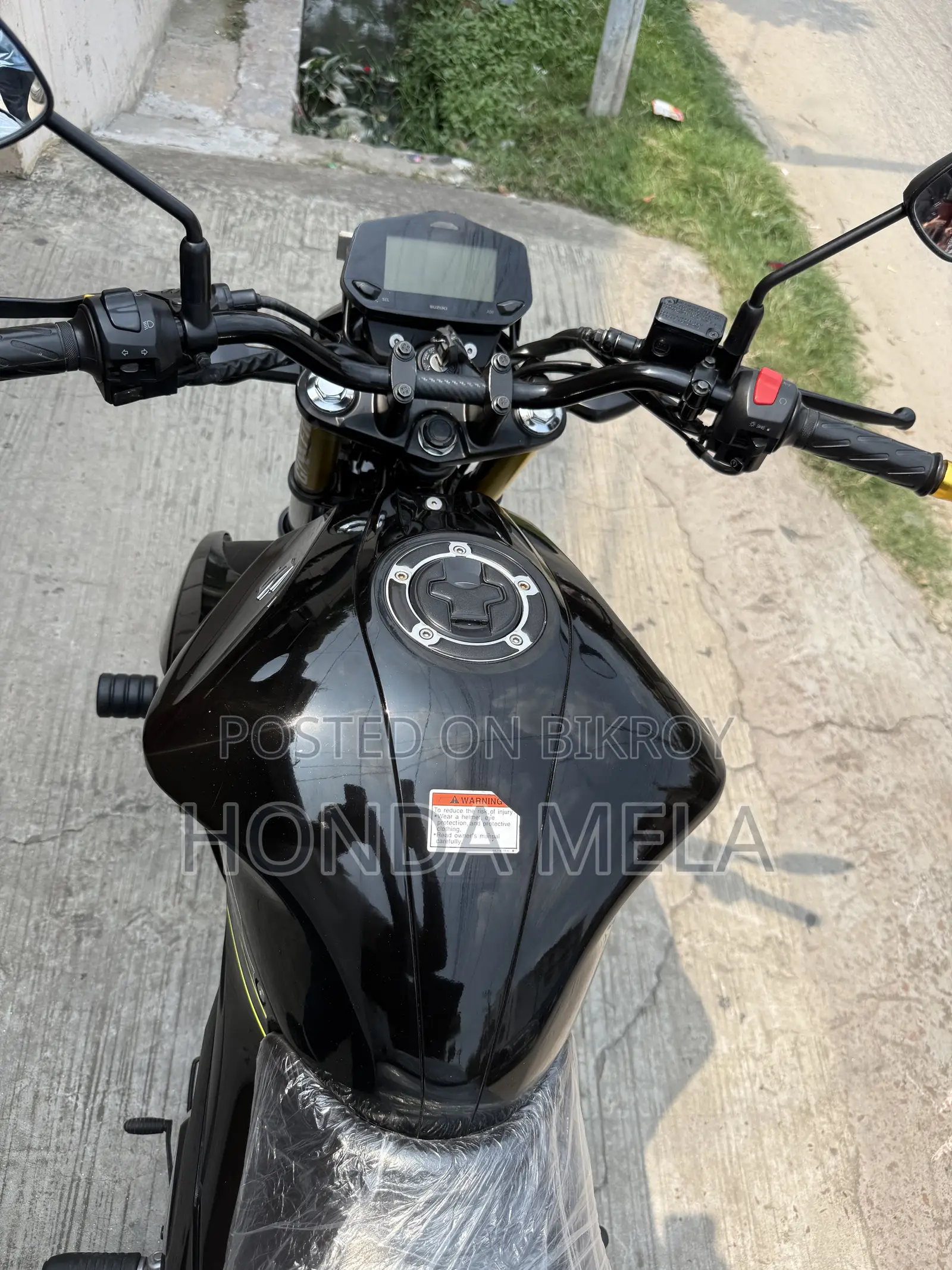 Suzuki 2024 Black