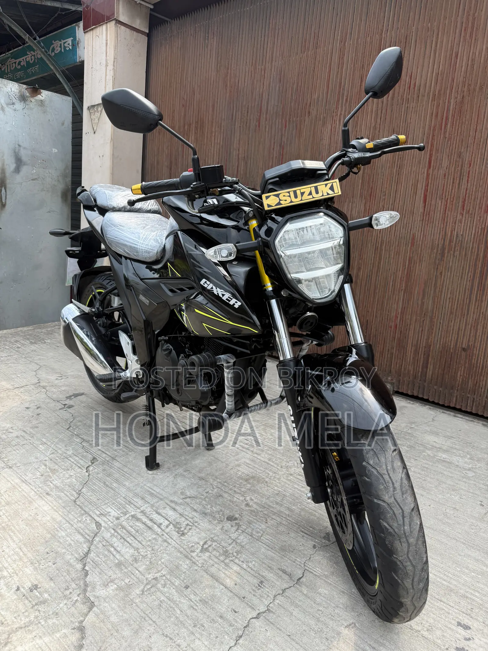 Suzuki 2024 Black