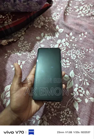 Vivo Y04 256 GB Blue