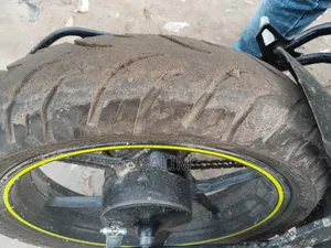 নিউ সুজুকি জিক্সার মনোটোন ২০২৬ ইয়েলো
