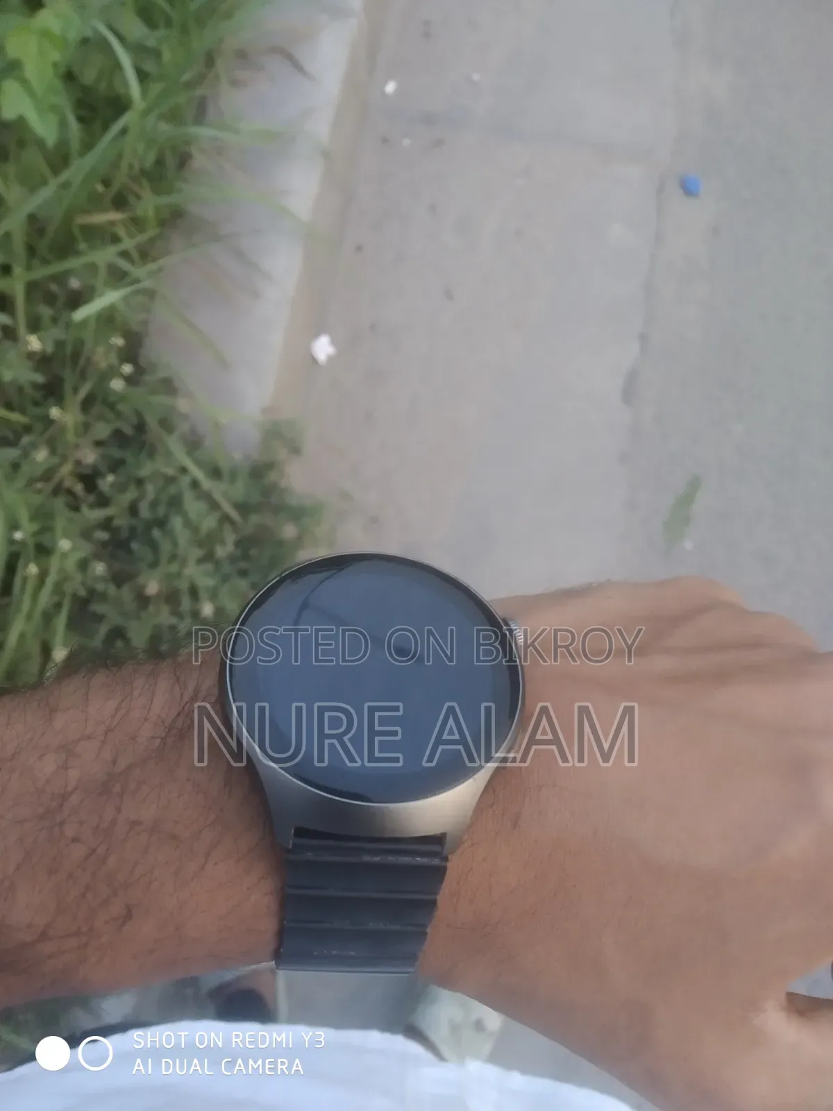 Sent from Dubai, need money so selling