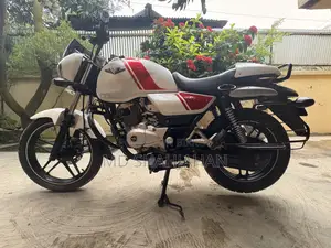 Bajaj V15 2018 White