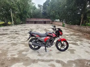 TVS Stryker 125 2022 Red