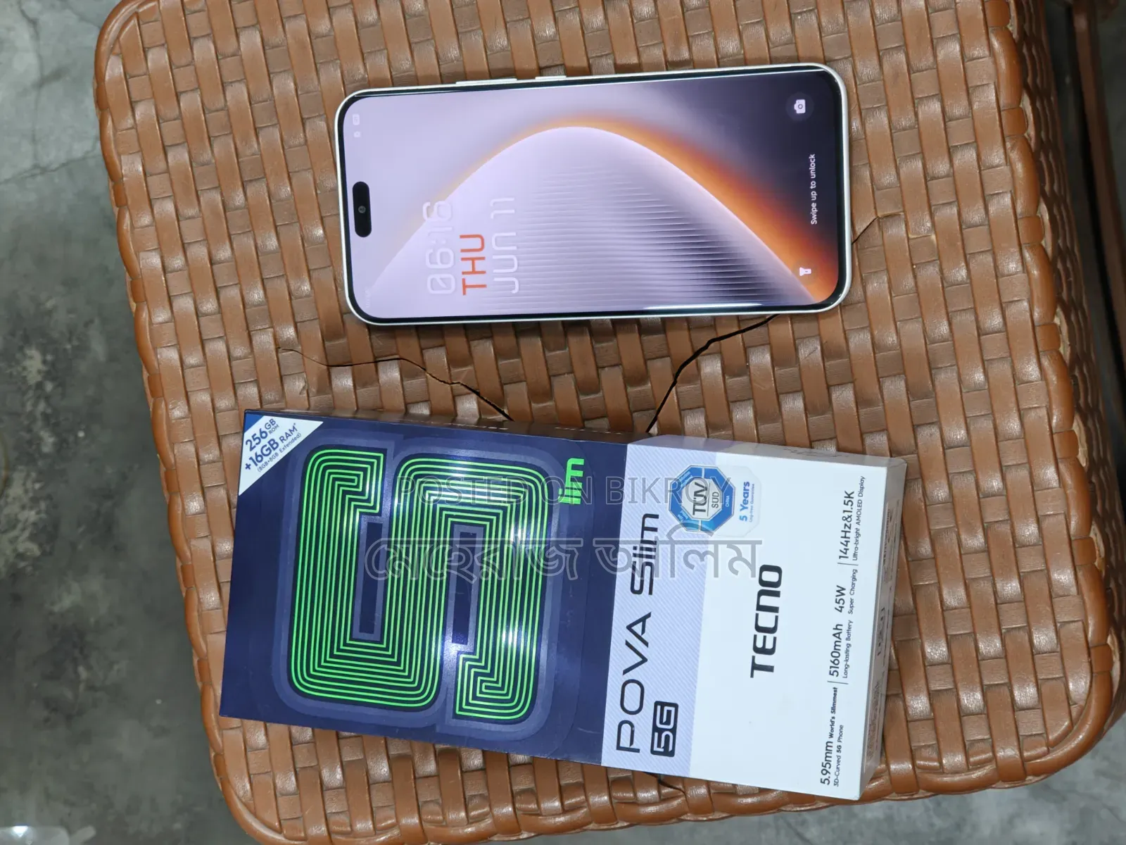 Tecno 8 GB White