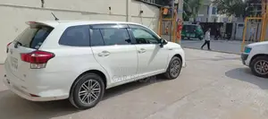 Toyota Corolla Fielder 2016 Pearl