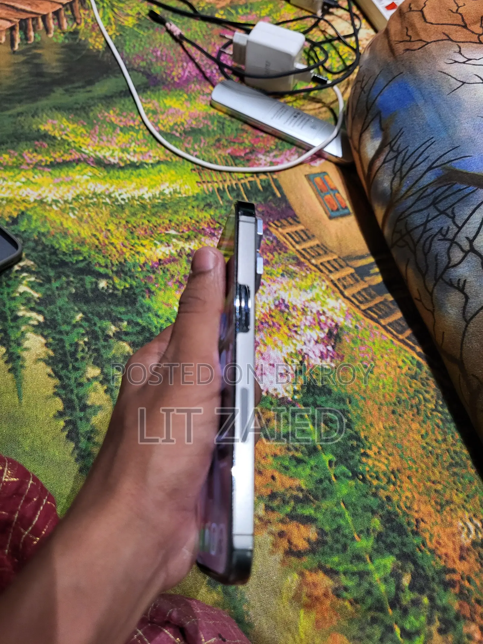 অ্যাপল আইফোন ১৩ প্রো ১২৮ জিবি ব্ল্যাক
