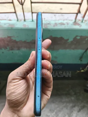 Infinix Smart 7 (India) 64 GB Blue