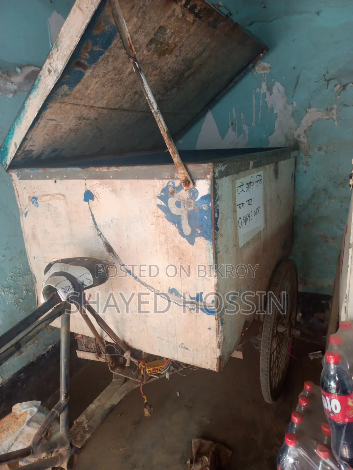 Goods transport vehicle for sale