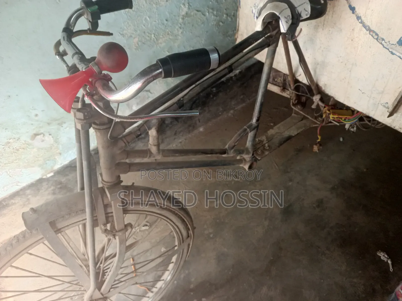 Goods transport vehicle for sale
