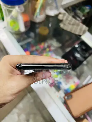 Apple iPhone XS Max 64 GB Black