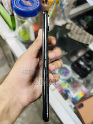 Apple iPhone XS Max 64 GB Black