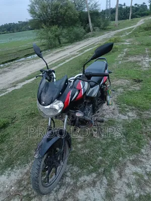 বাজাজ ডিসকভার ১২৫ ২০১৯ রেড