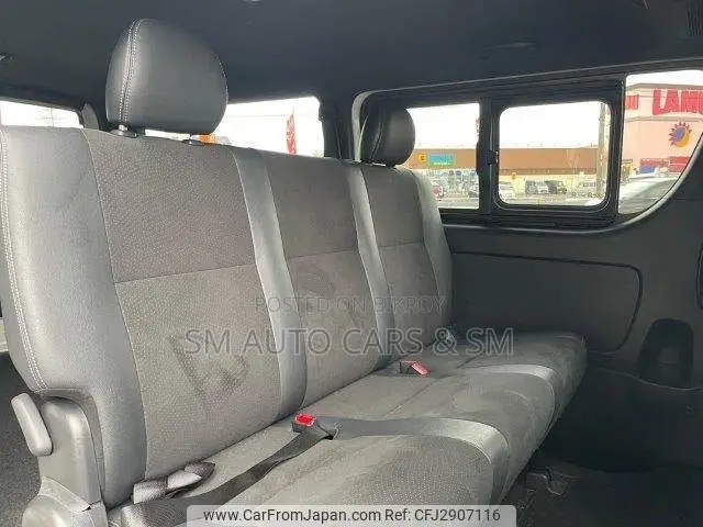Toyota HiAce 2021 White