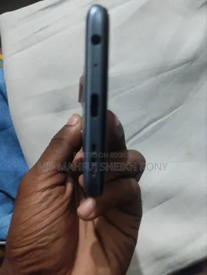 Vivo Y51 16 GB Blue