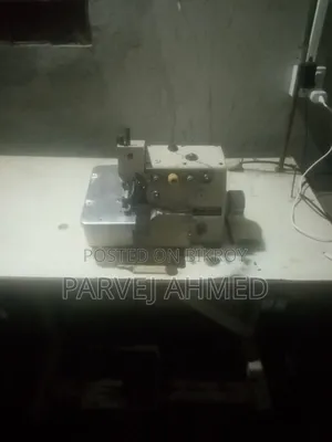 Overlock Sewing Machine