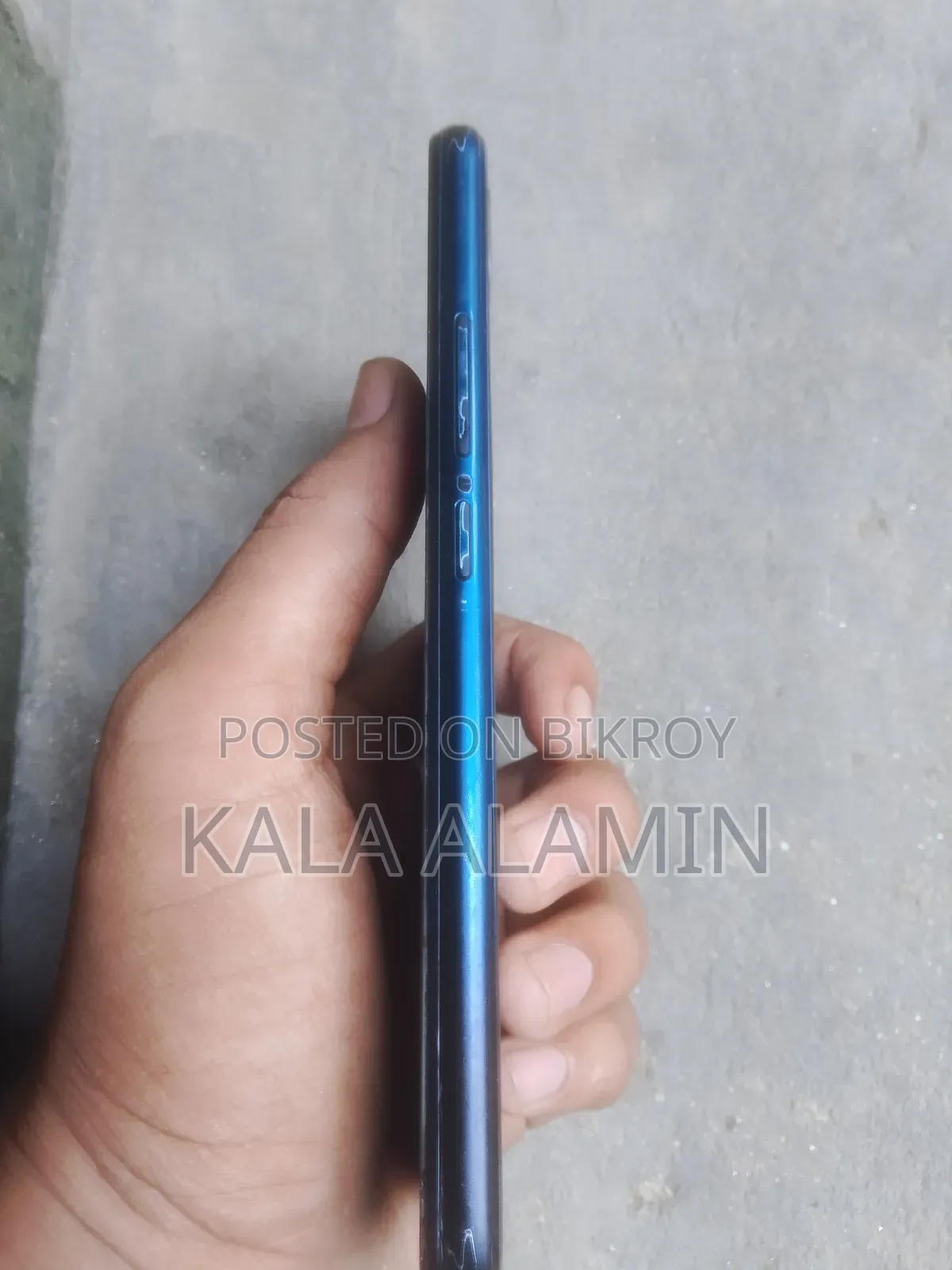 Vivo Y11 32 GB Blue