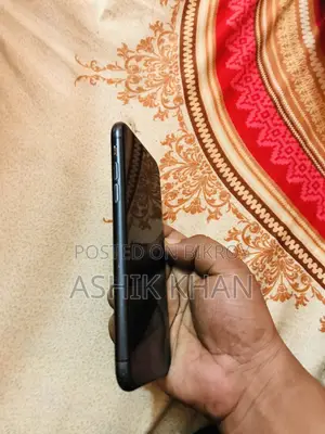 Apple iPhone XR 64 GB Black