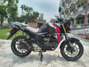 Yamaha FZ 2025 কালো