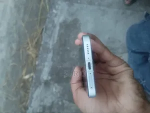 iQOO 256 GB White