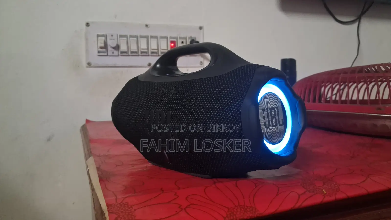 Sell Post Speaker