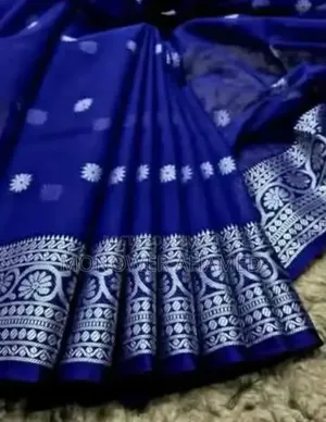 Nakshi Border Saree Full 12 Haat