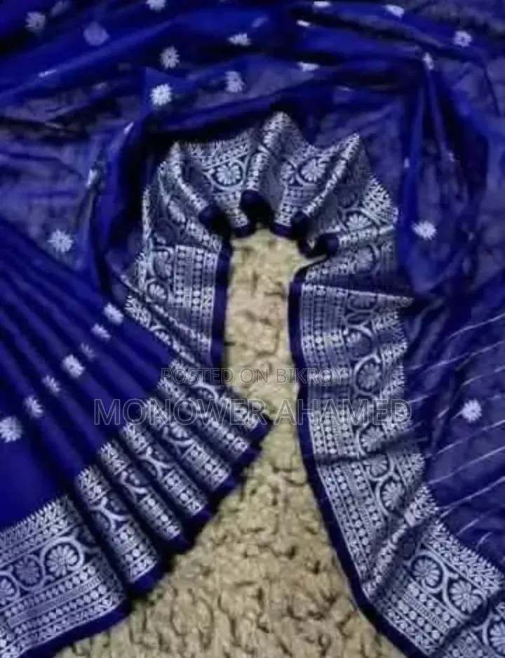 Nakshi Border Saree Full 12 Haat