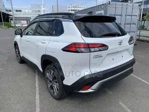 Toyota Corolla Cross 2024 White