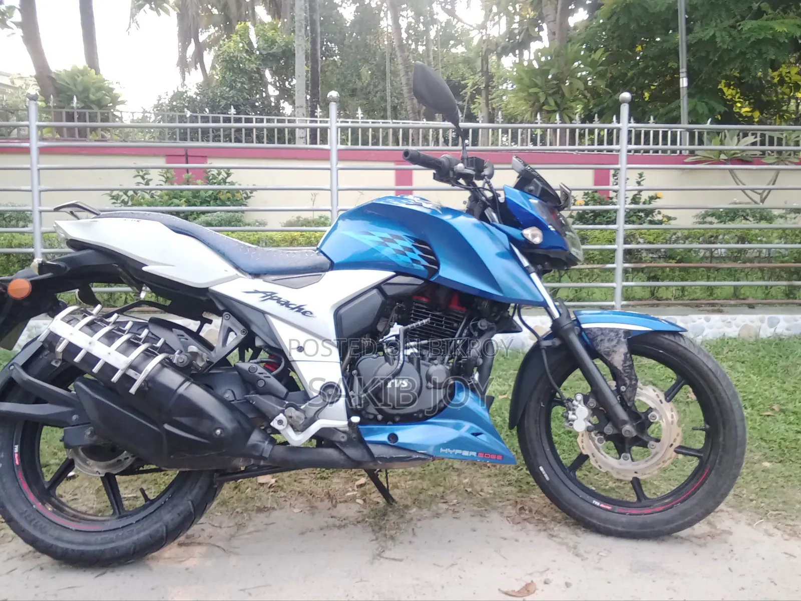TVS Apache 160 4V 2019 Green