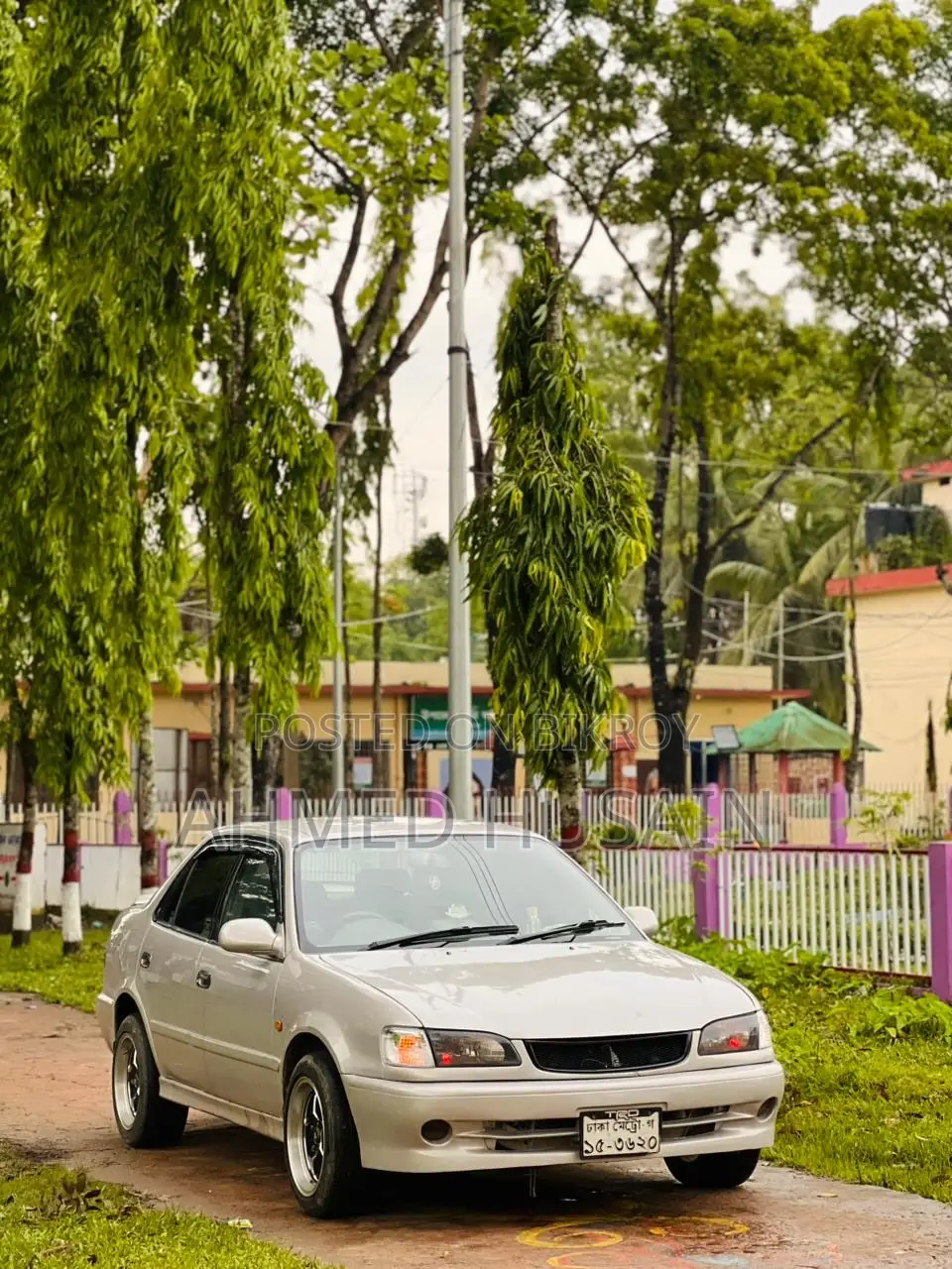 টয়োটা করোলা ২ ১৯৯৯ সাদা
