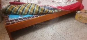 কাঁঠাল কাঠের খাট ৬/৭ ফিট