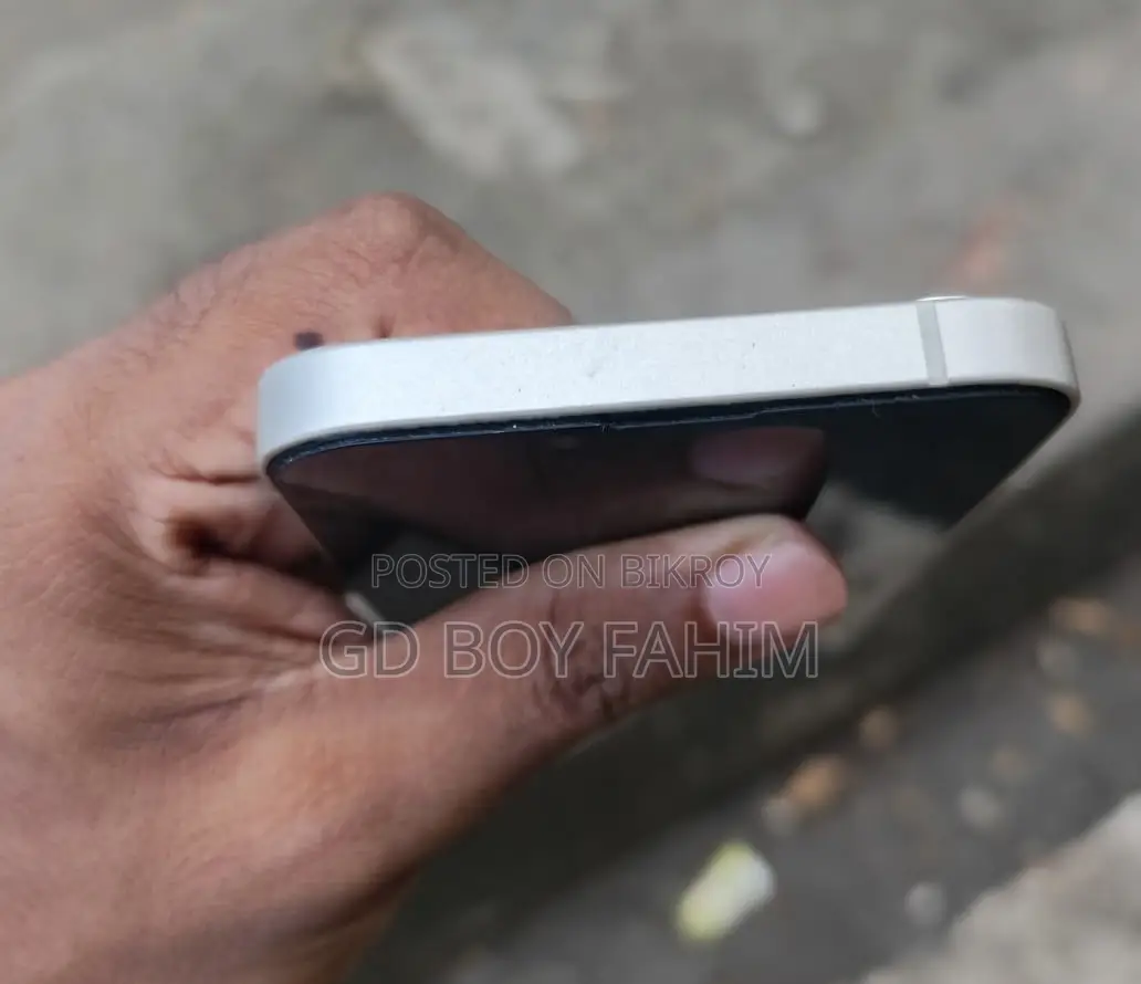 Apple iPhone 13 128 GB White
