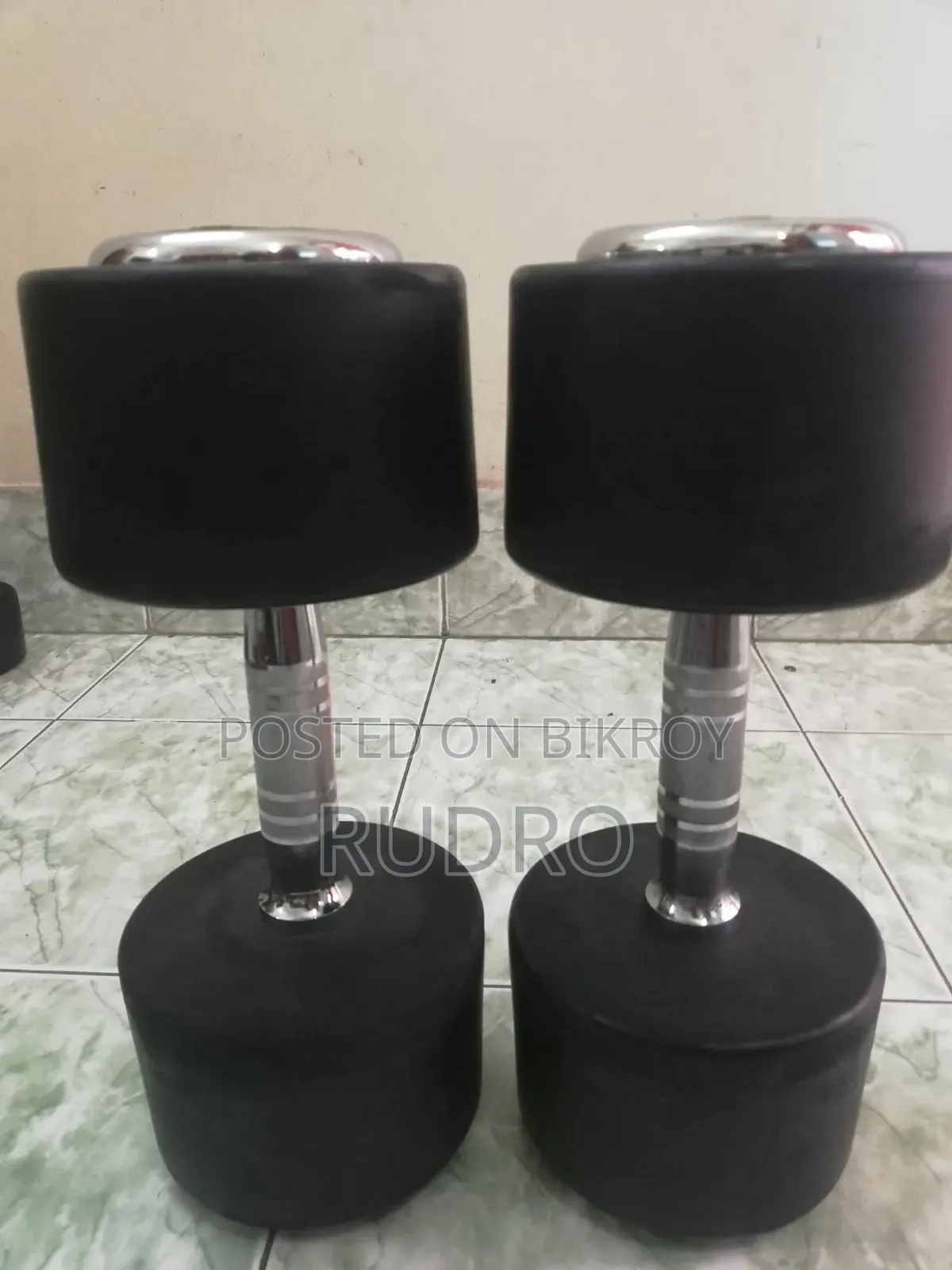 Dumbbell 17.5 * 2 = 35 Kg