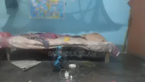 চেয়ার টেবিল ও খাট বিক্রি হবে ২ সেট