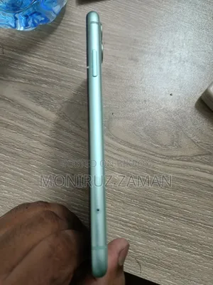 Apple iPhone 11 64 GB Green